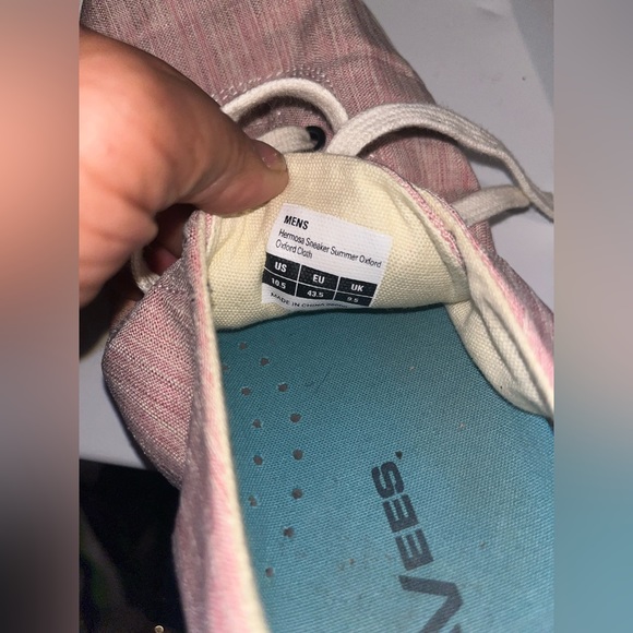 COPY - 3/$10. Men’s sneakers 101/2 - Picture 2 of 9